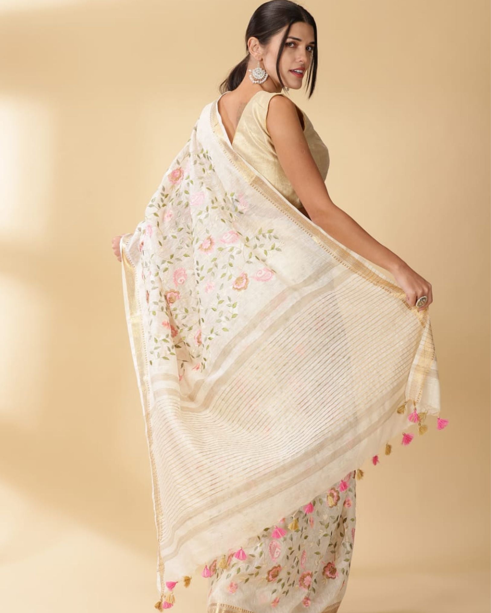 Ziyorah| Silk Linen Embroidered Handloom Off White Saree With Blouse