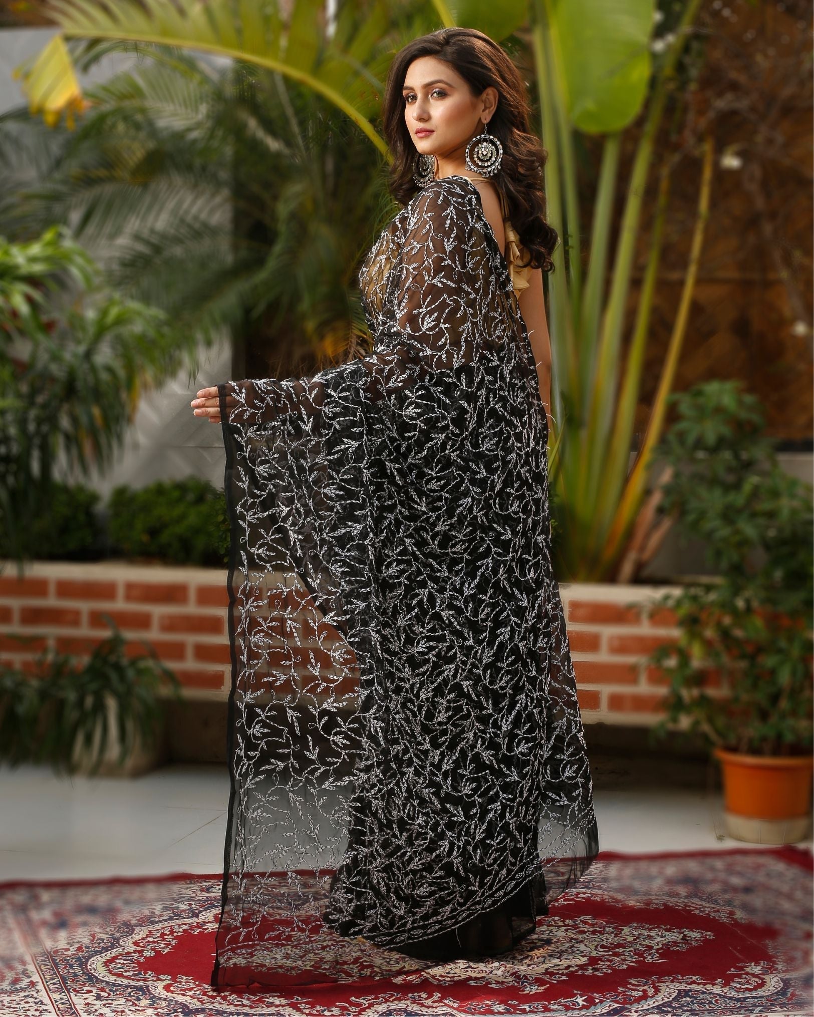 Ziyorah| Georgette Handcrafted Tepchi Work Black Saree With Running Blouse