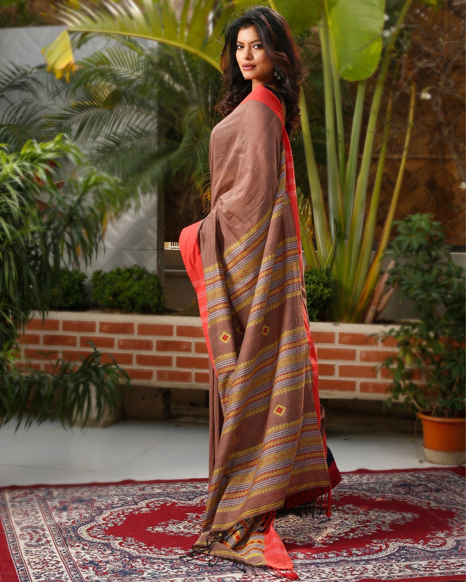 Ziyorah| Pure Cotton Handloom Saree Plain Body Martini Brown Color With Running Blouse