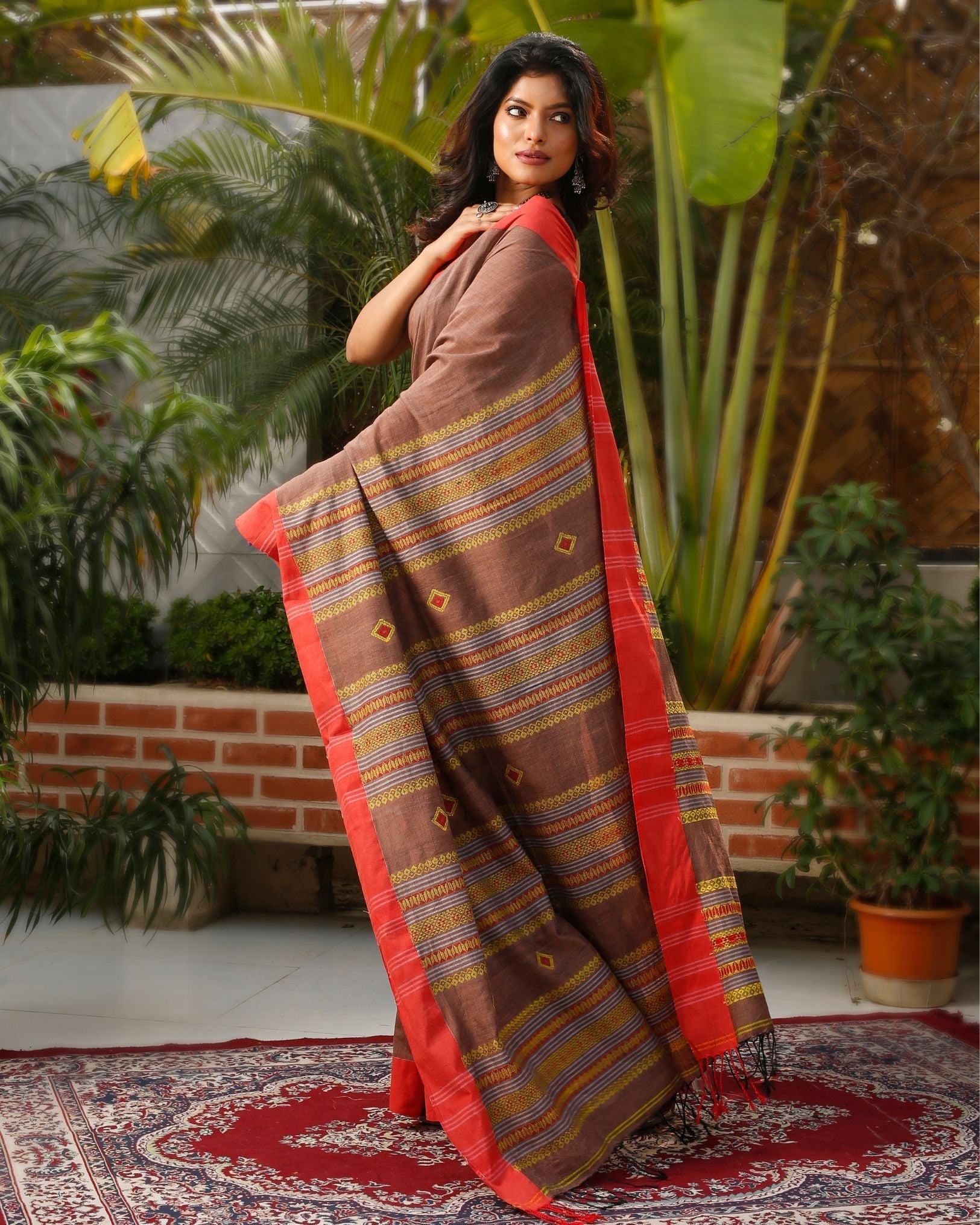 Ziyorah| Pure Cotton Handloom Saree Plain Body Martini Brown Color With Running Blouse