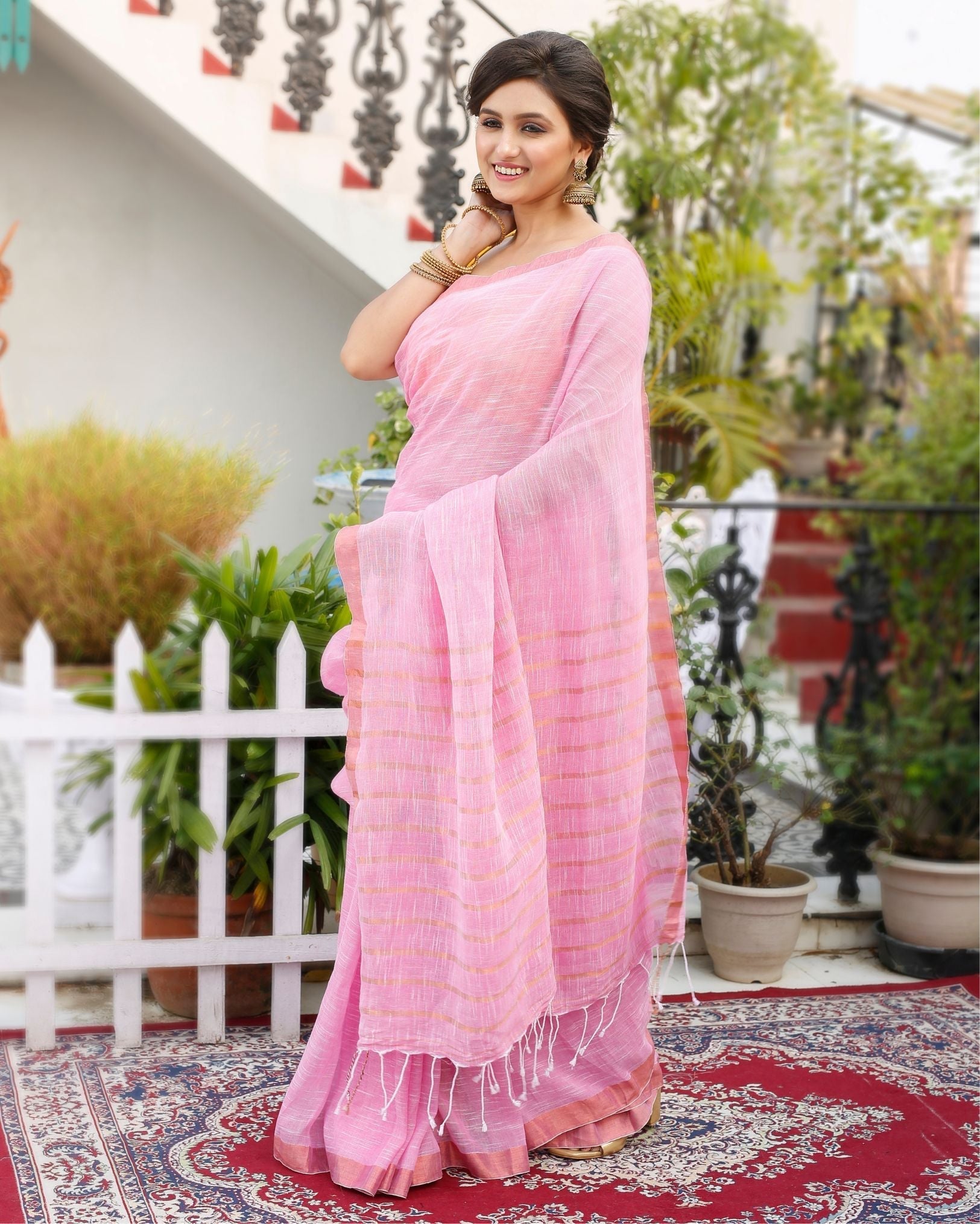 Ziyorah| Pure Linen Pink Saree Contrast Striped Pallu With Running Blouse