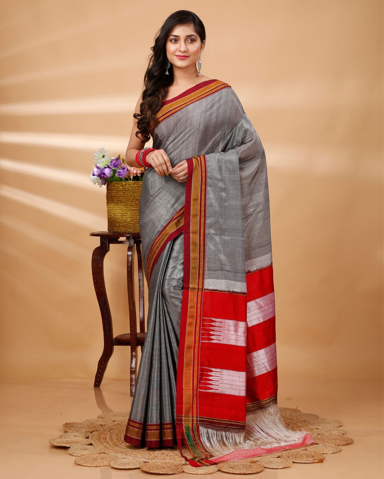 Ziyorah| Ilkal Handloom Cotton Silk Saree Gray Color With Running Blouse