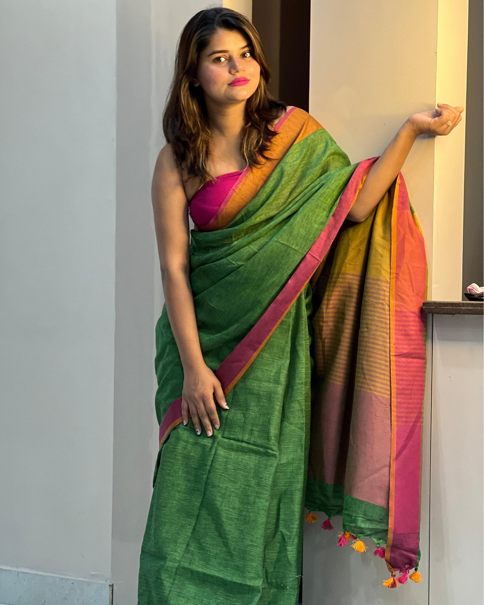 Ziyorah| Handwoven Pure Linen Green Saree With Blouse