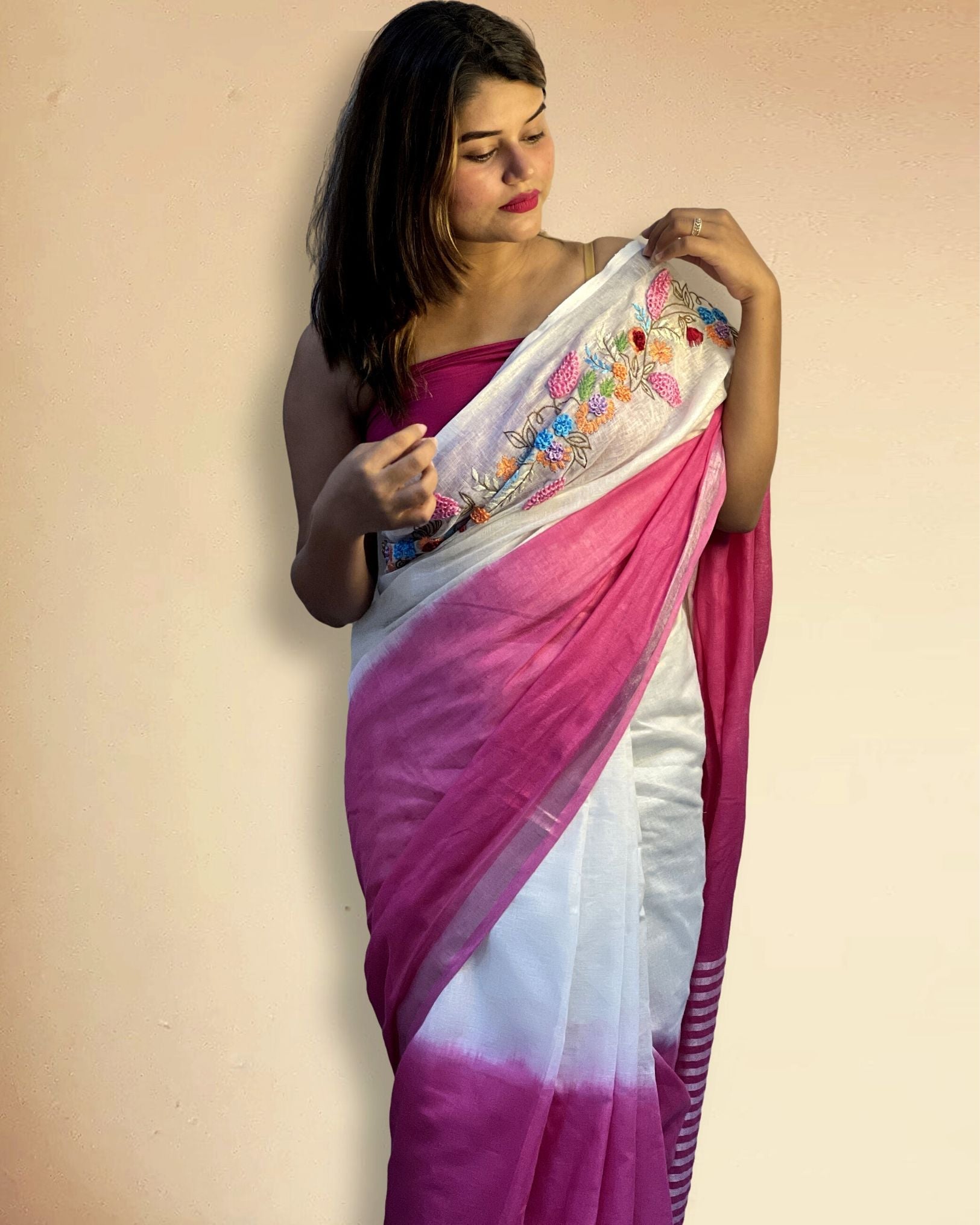 Ziyorah| Pure Linen White & Pink Embroidered Saree With Running Blouse