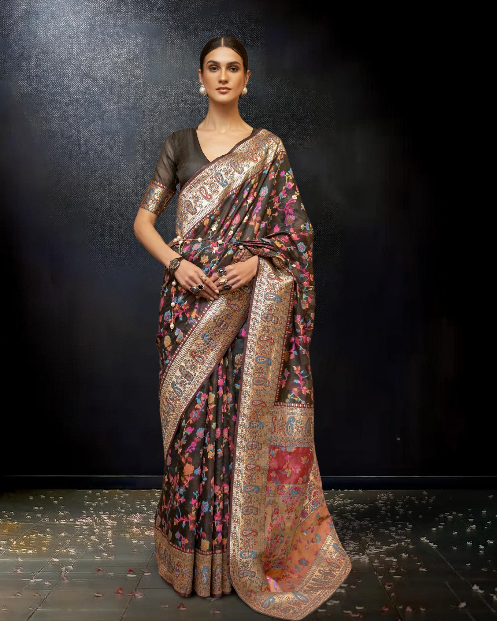 Ziyorah | Kashifa Silk Handloom Weaving Brown Saree