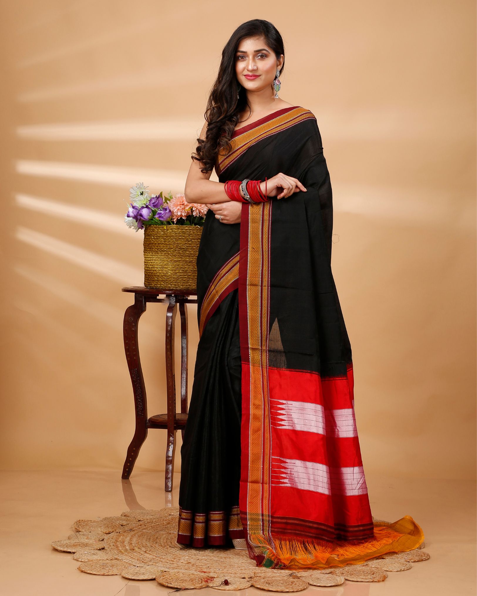 Ziyorah| Ilkal Handloom Cotton Silk Saree Black Color With Running Blouse