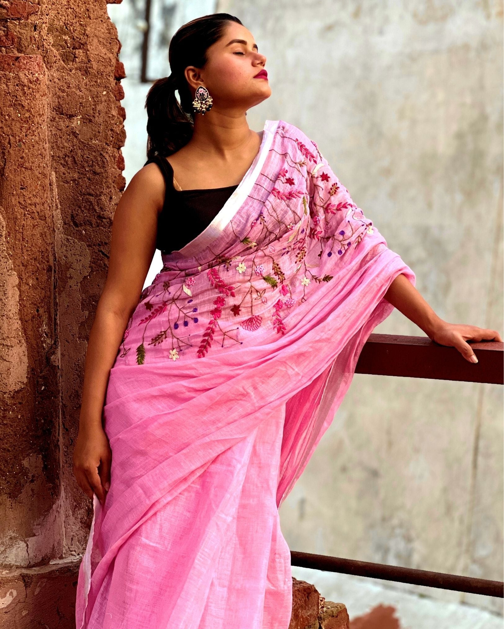 Ziyorah| Pure Linen Pink Embroidered Saree With Running Blouse