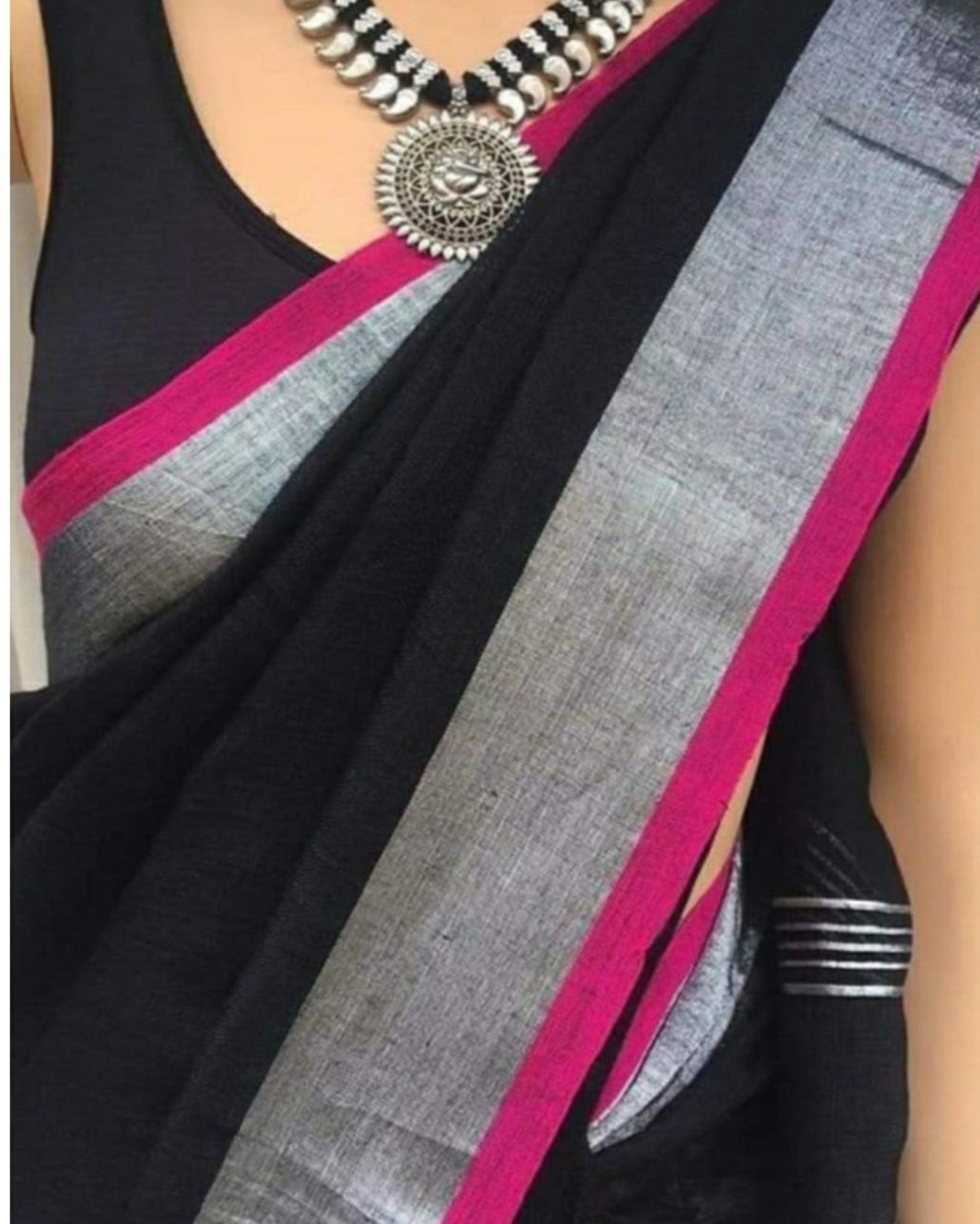 Ziyorah| Handwoven Pure Linen Black Saree With Blouse