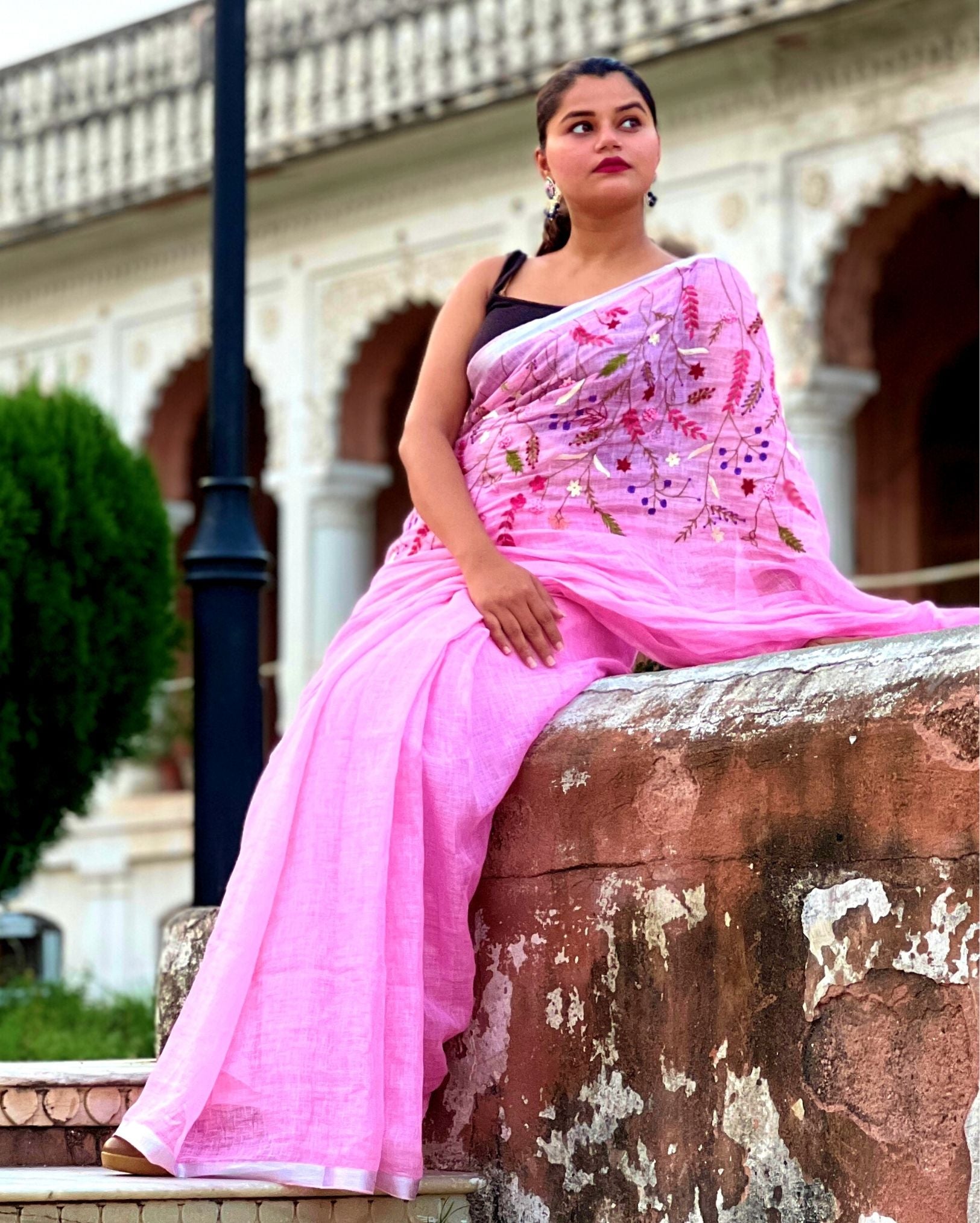 Ziyorah| Pure Linen Pink Embroidered Saree With Running Blouse