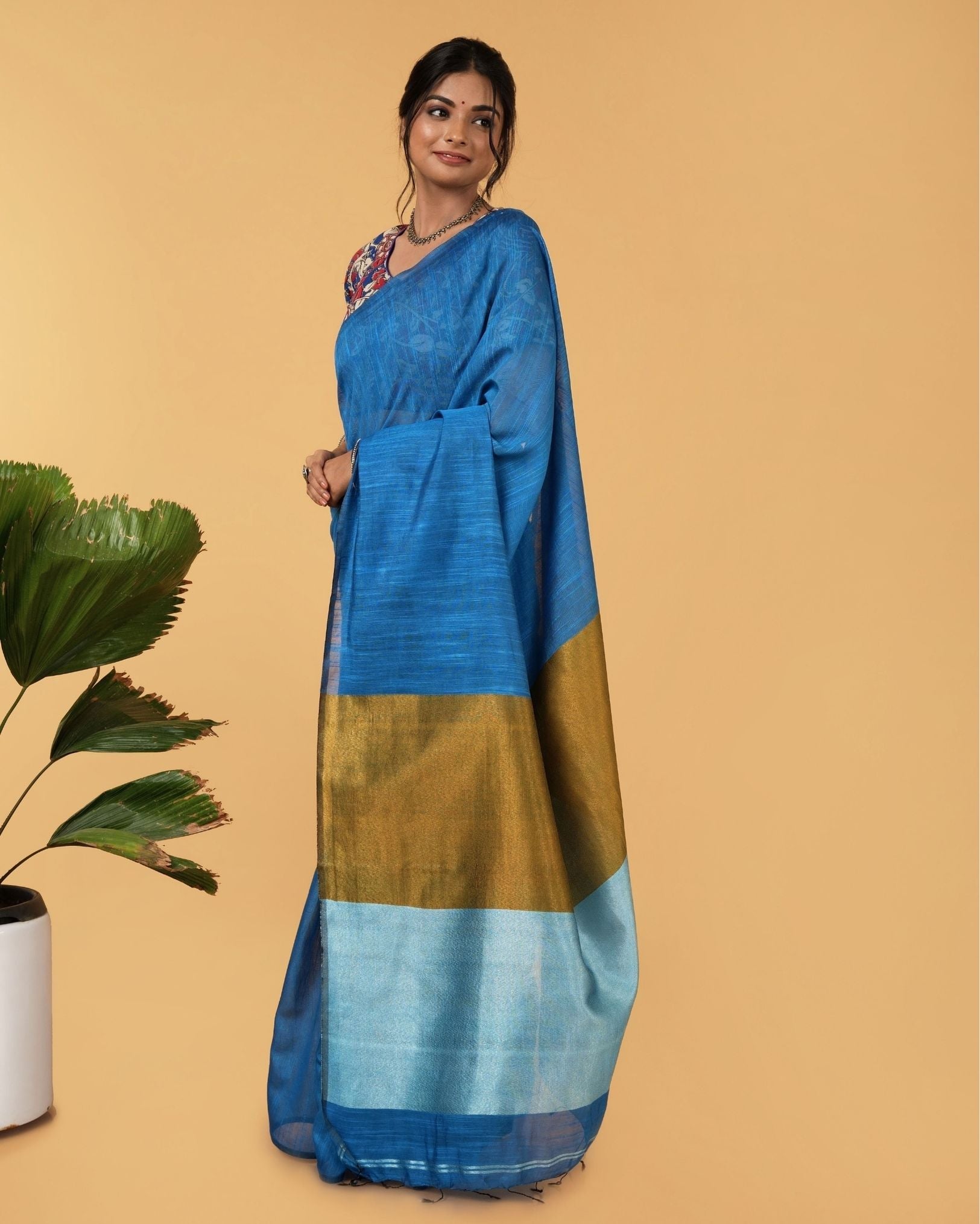 Ziyorah| Silk Linen Plain Saree Sky Blue Color With Contrast Border And Attached Running Blouse