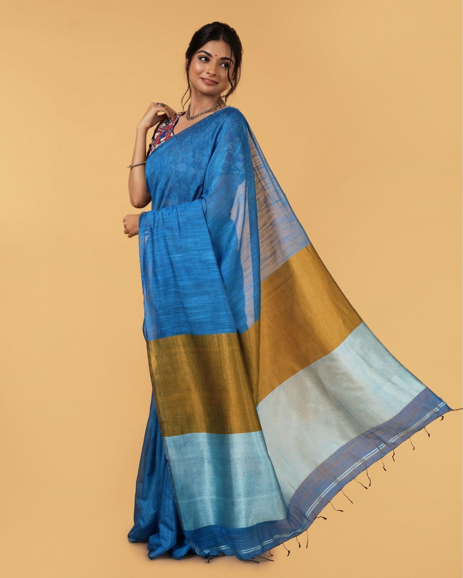 Ziyorah| Silk Linen Plain Saree Sky Blue Color With Contrast Border And Attached Running Blouse