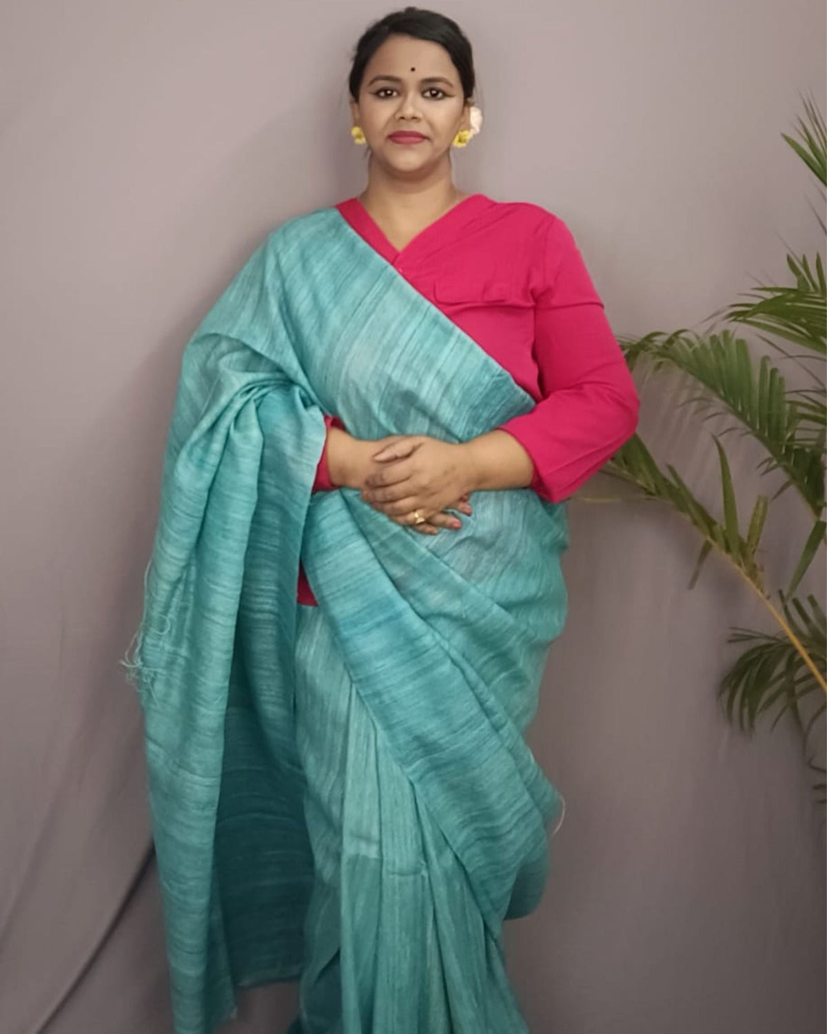 Ziyorah| Silkmark Certified Gichcha Tussar Handloom Hand Dyed Green Saree With Contrast Blouse