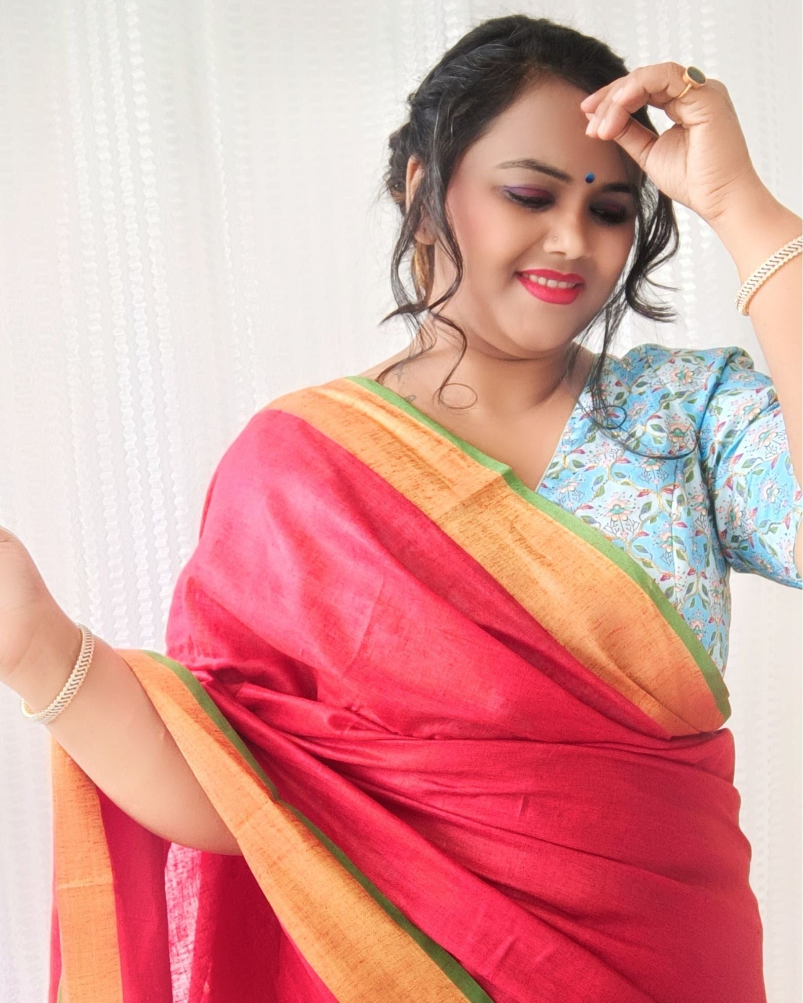 Ziyorah| Handwoven Pure Linen Red Saree With Blouse