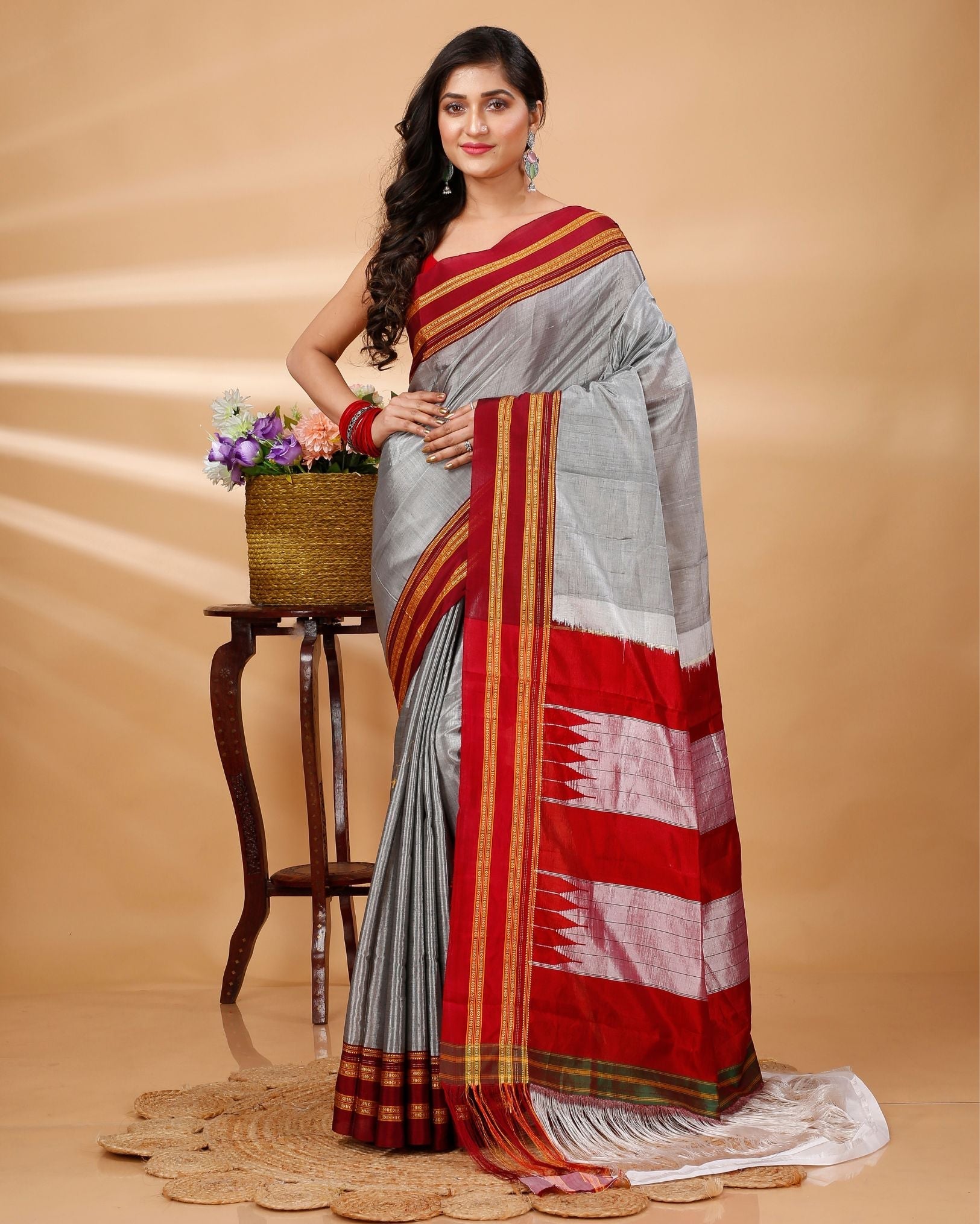 Ziyorah| Ilkal Handloom Cotton Silk Saree Silver Grey Color With Running Blouse