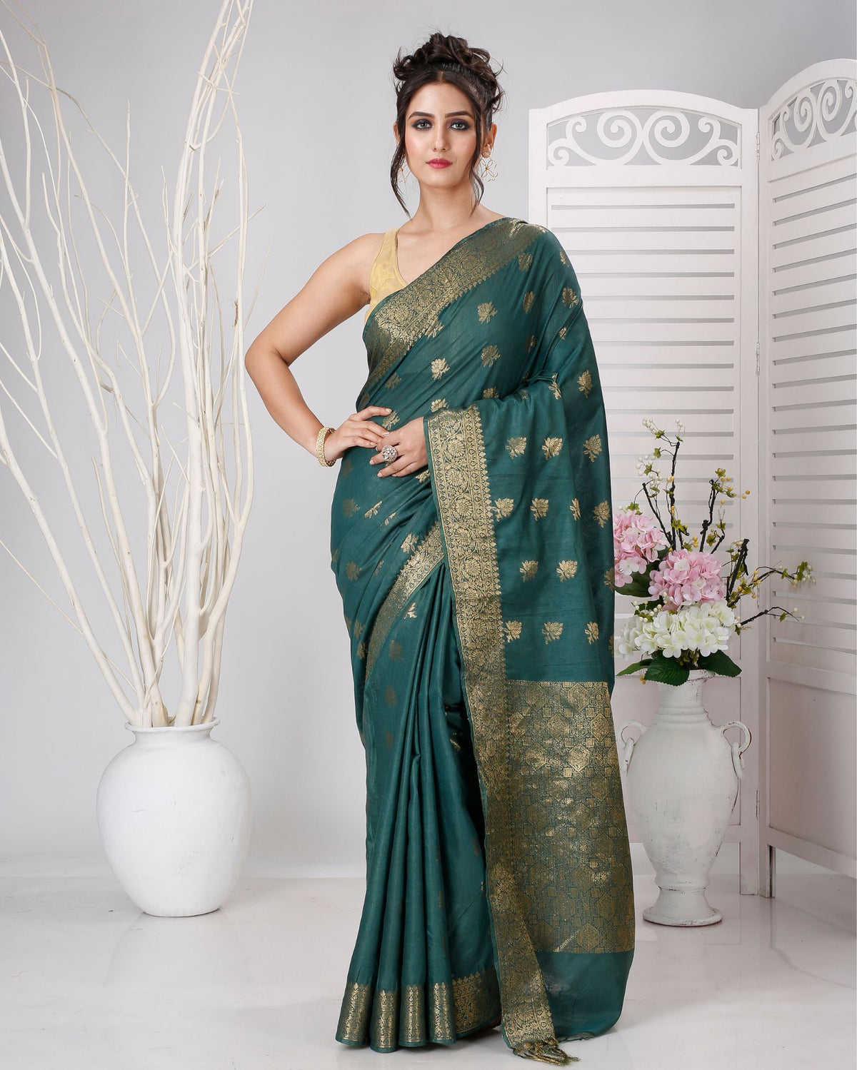 Ziyorah | Banarasi Katan Silk Green Saree Jaquard Weaving Running Blouse