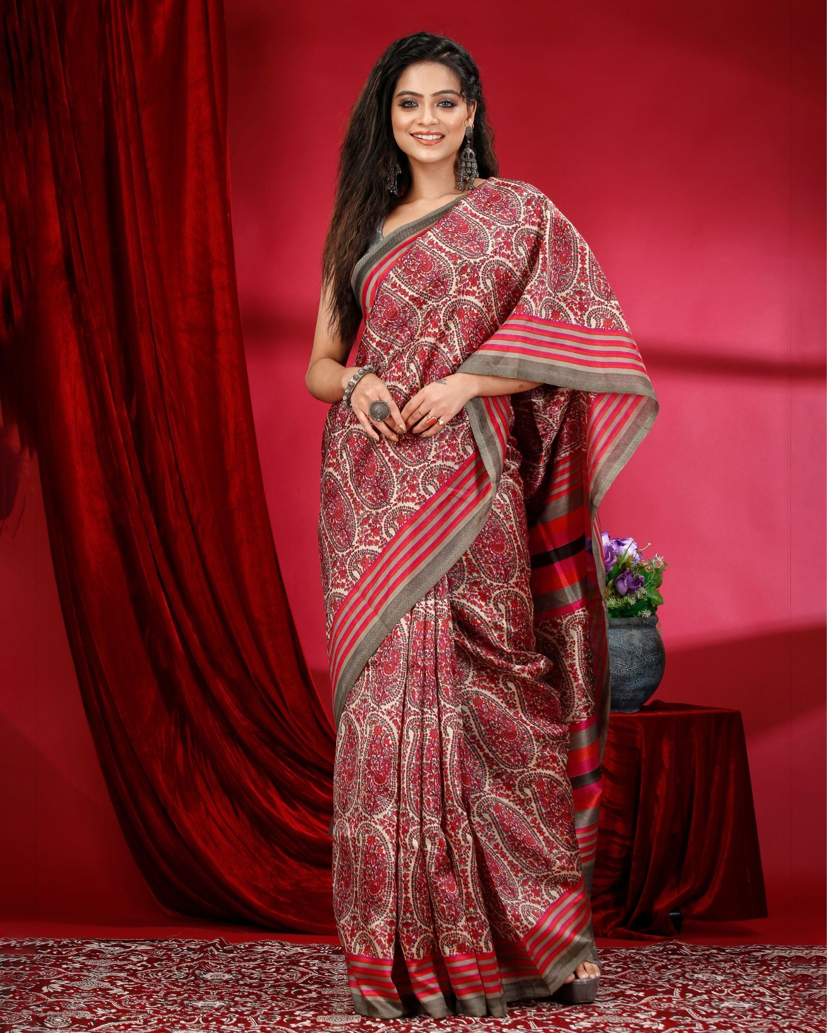 Ziyorah | Kashmiri Silk Printed Red Saree