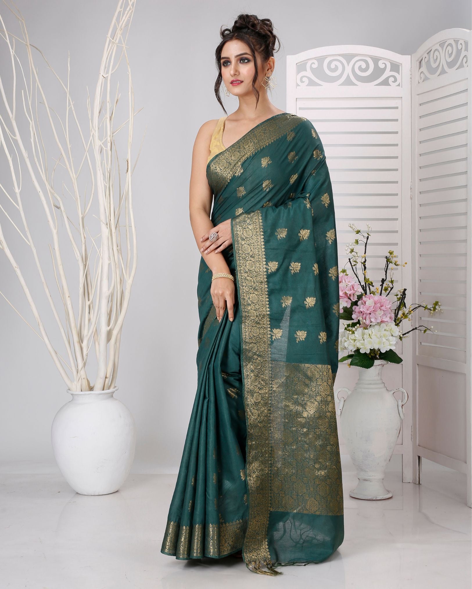 Ziyorah | Banarasi Katan Silk Green Saree Jaquard Weaving Running Blouse