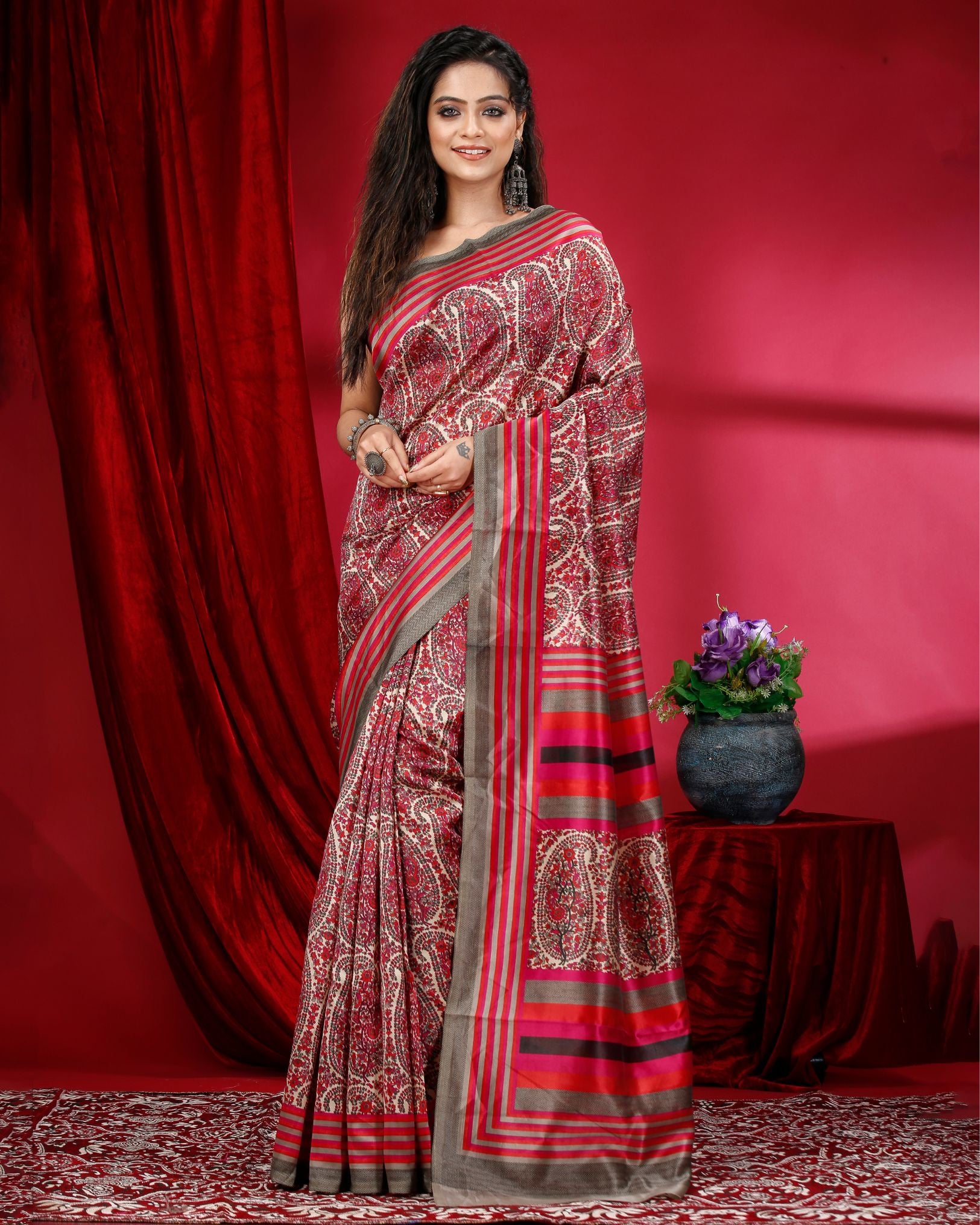 Ziyorah | Kashmiri Silk Printed Red Saree