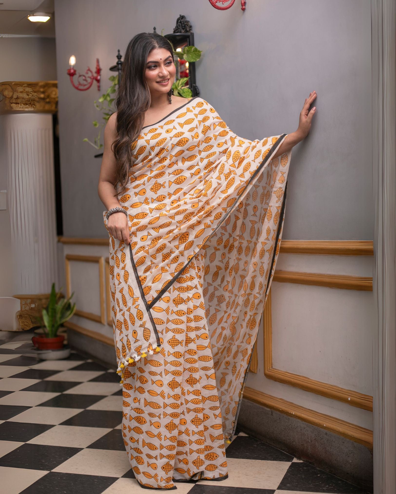 Ziyorah | Mul Cotton Printed Saree Orange & White