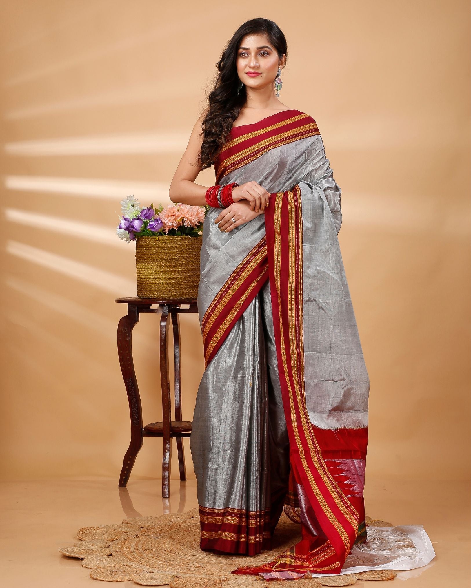 Ziyorah| Ilkal Handloom Cotton Silk Saree Silver Grey Color With Running Blouse