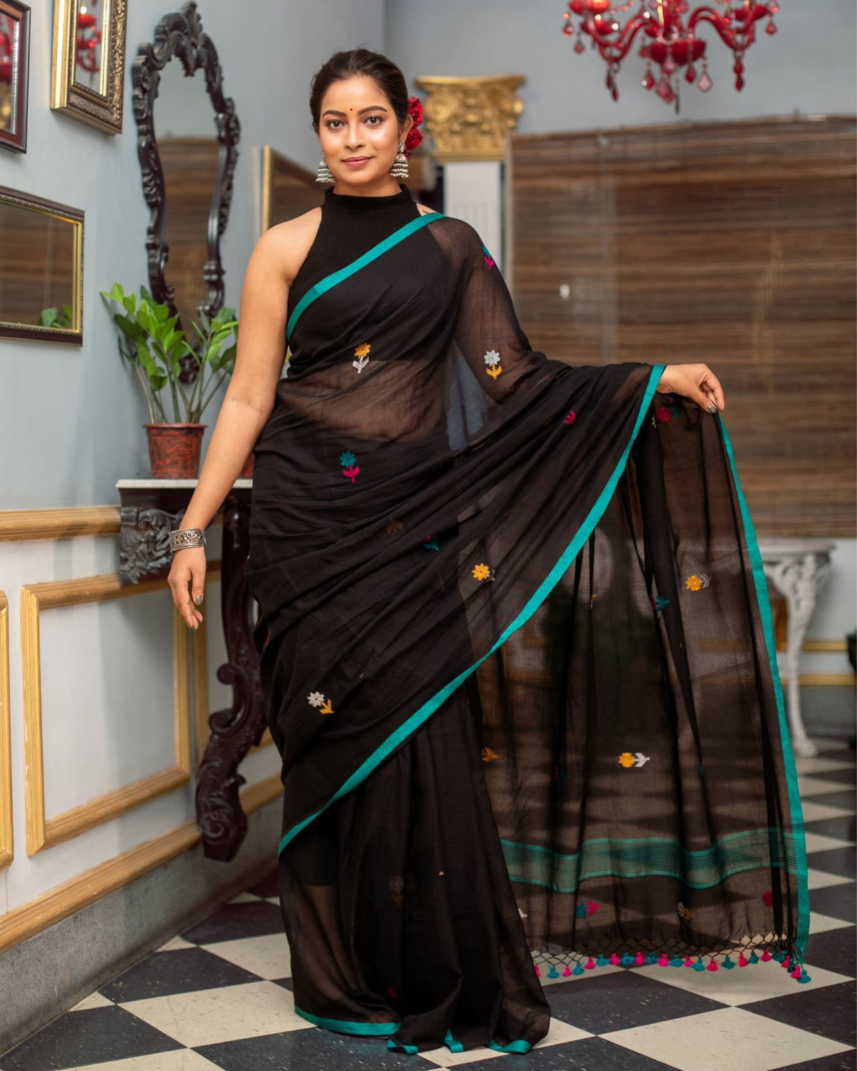 Ziyorah | Mul Cotton Embroidered Black Saree