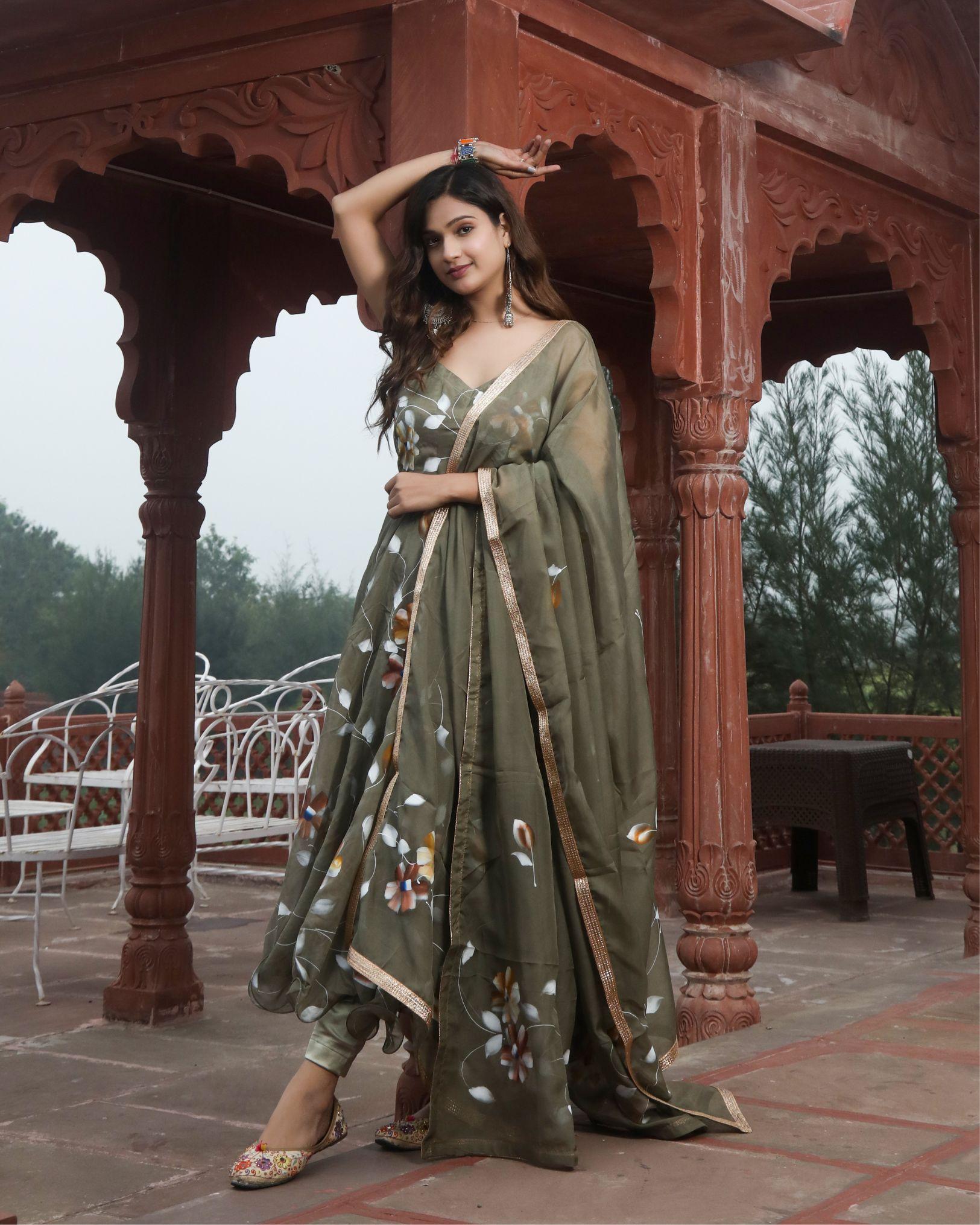 Ziyorah| Organza Gray Olive Suit Hand Painted Three Quarter Length Sleeve