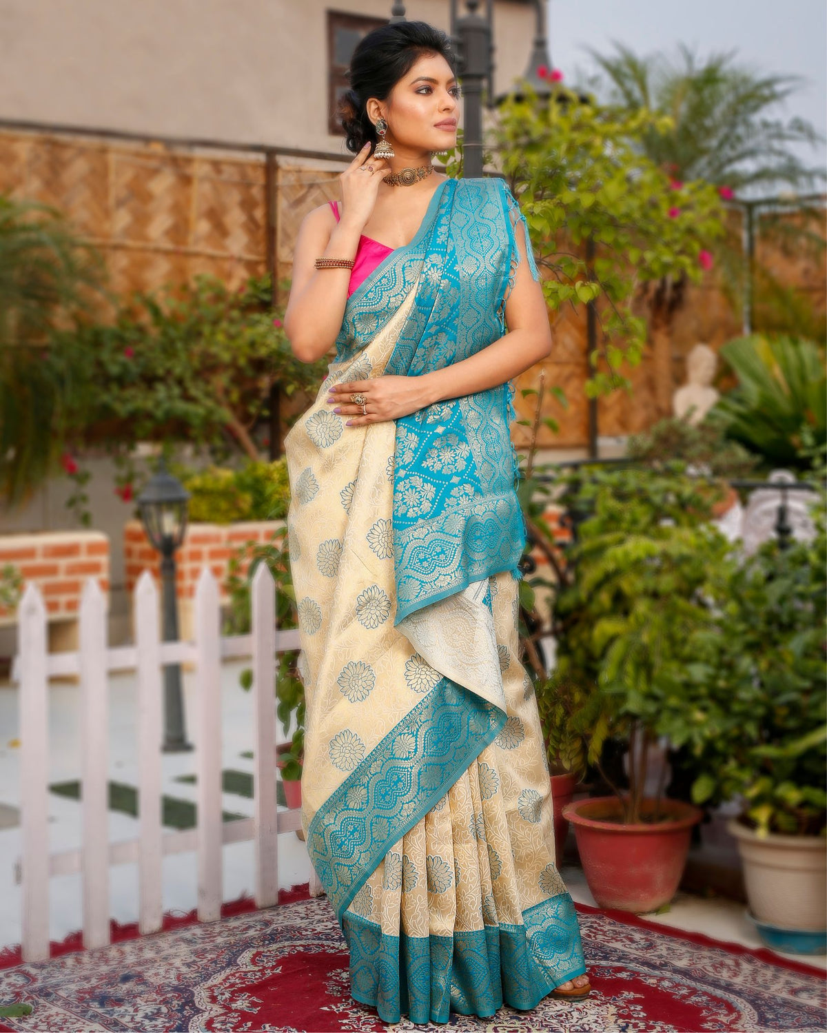 Ziyorah| Banarasi Silk Saree Cream Color With Cyan Blue Pallu And Blouse