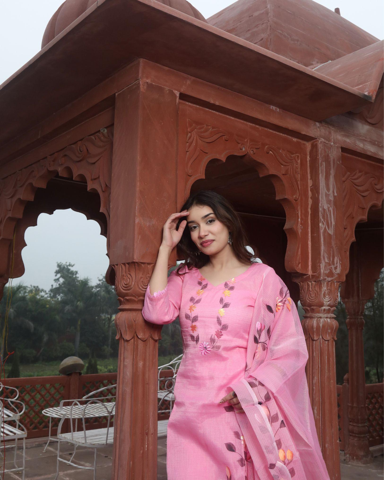 Ziyorah| Kota Doria Pink Suit Stitch Embroidery 3/4Th Sleeve