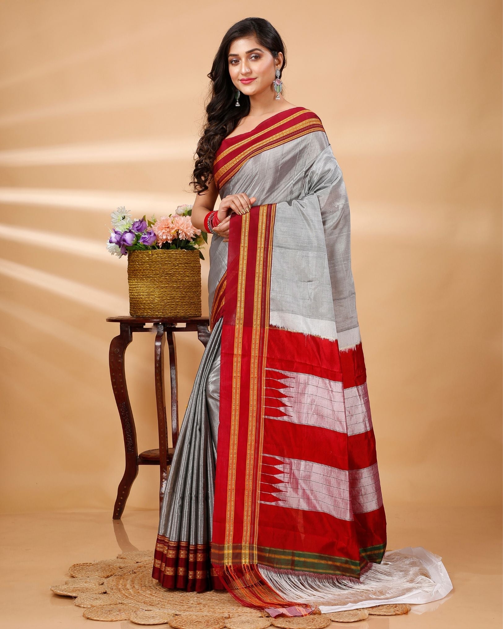 Ziyorah| Ilkal Handloom Cotton Silk Saree Silver Grey Color With Running Blouse