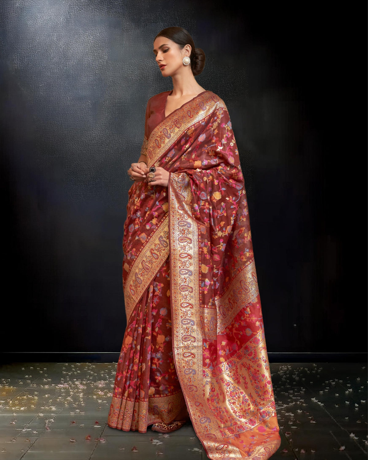 Ziyorah | Kashifa Silk Handloom Weaving Maroon Saree